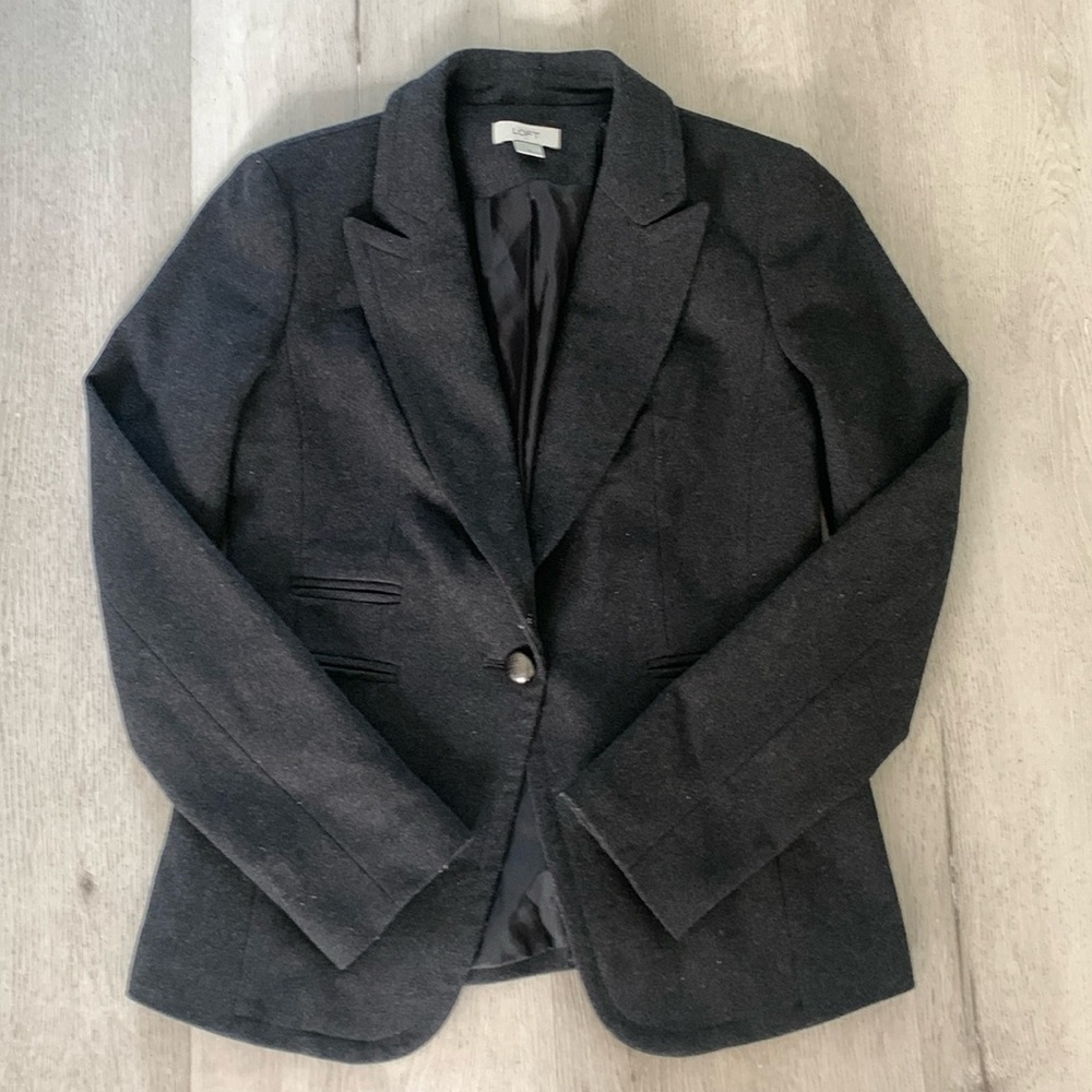 Ann Taylor Loft 0 Black‎ Blazer